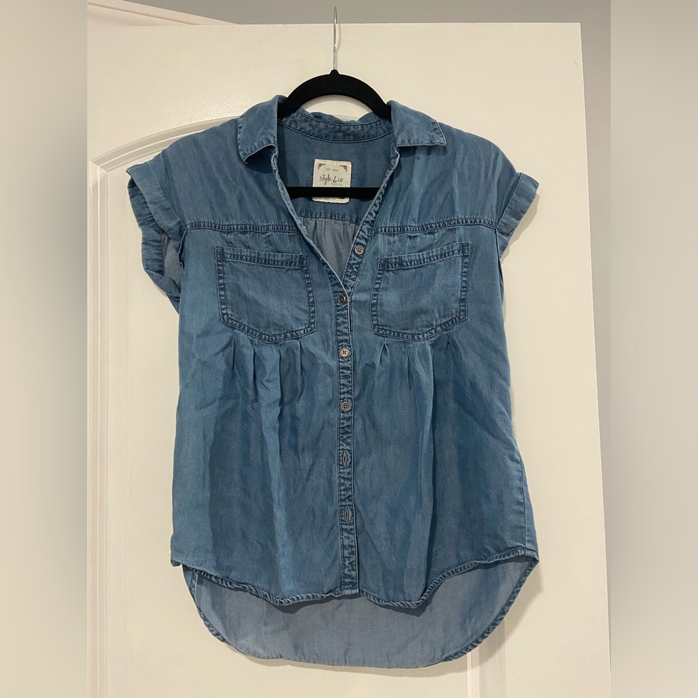 Women's Style & Co. Chambray Blue Button Up Short Sleeve Top Size PP